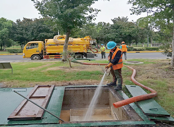 阜沙镇化油池清理